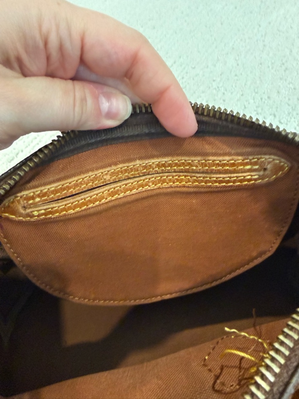 Louis Vuitton Speedy 25 Vintage *damage* - Picture 14 of 16